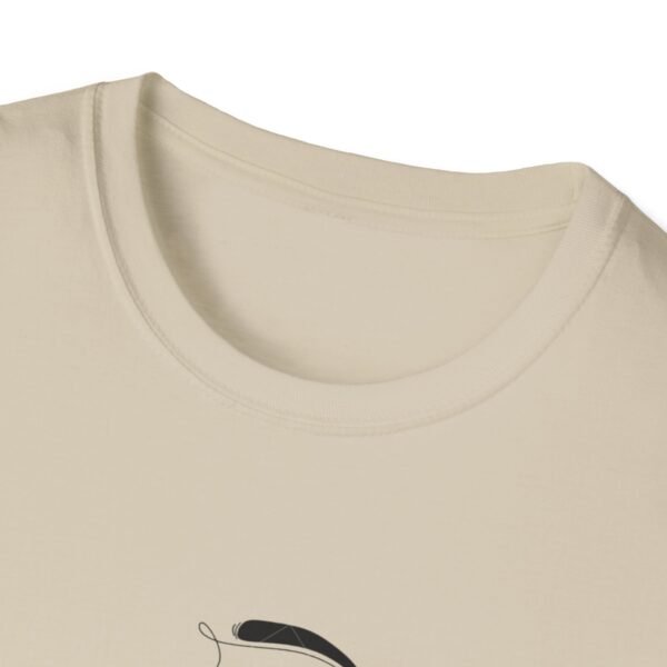 Minimalist Love T-Shirt - Artistic Face Design, Gifts for Her, Graphic Tee, Casual Wear, Valentine's Day - Image 7