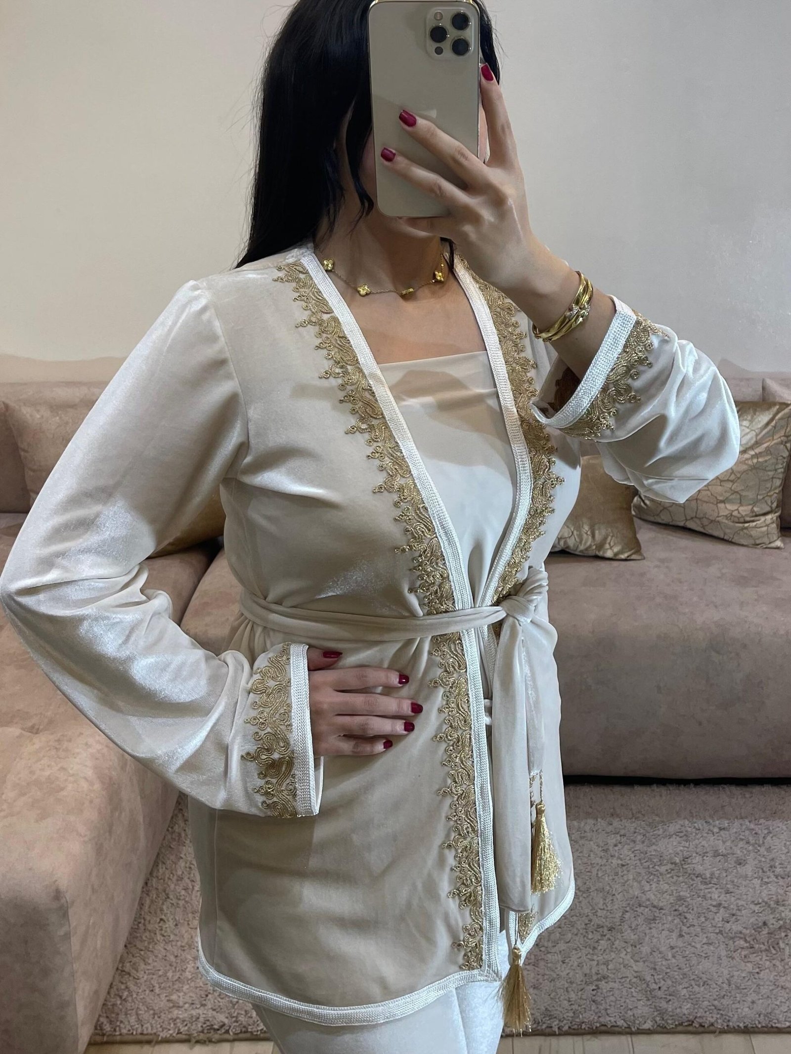 jabador + pantalon velour – Élégance marocaine moderne jabador + pantalon velour – Élégance marocaine moderne